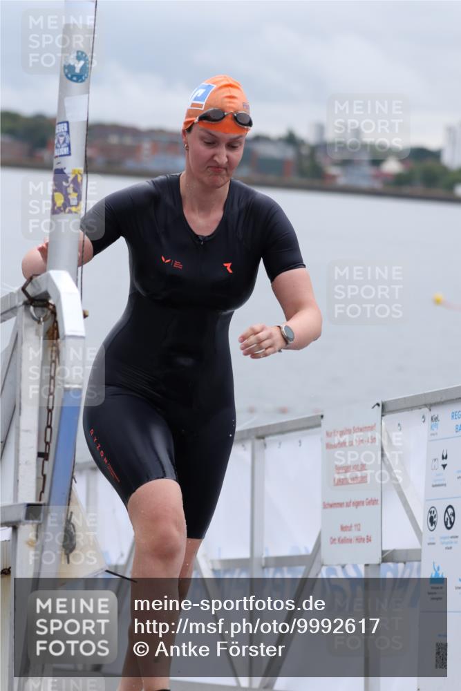 16.08.2026 - KN Förde Triathlon 2026 Antke Förster http://msf.ph/oto/9992617 16.08.2026 09:18:26 Schwimmen 163, 176, 189, 191, 192, 203, 178, 200, 206 meine-sportfotos.de