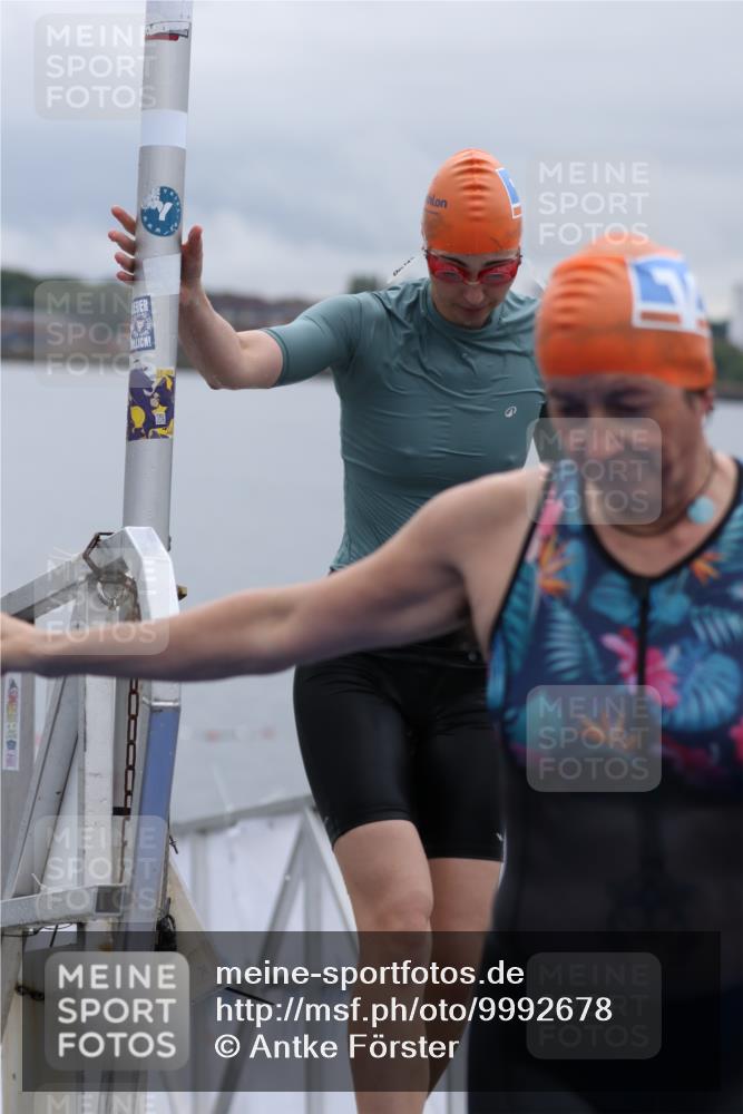 16.08.2026 - KN Förde Triathlon 2026 Antke Förster http://msf.ph/oto/9992678 16.08.2026 09:19:25 Schwimmen 184, 194, 195, 204, 211, 225, 181, 201 meine-sportfotos.de