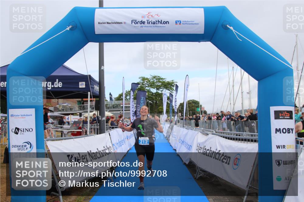 16.08.2026 - KN Förde Triathlon 2026 Markus Tischler http://msf.ph/oto/9992708 16.08.2026 10:33:55 Ziel 175, 212, 175, 212 meine-sportfotos.de