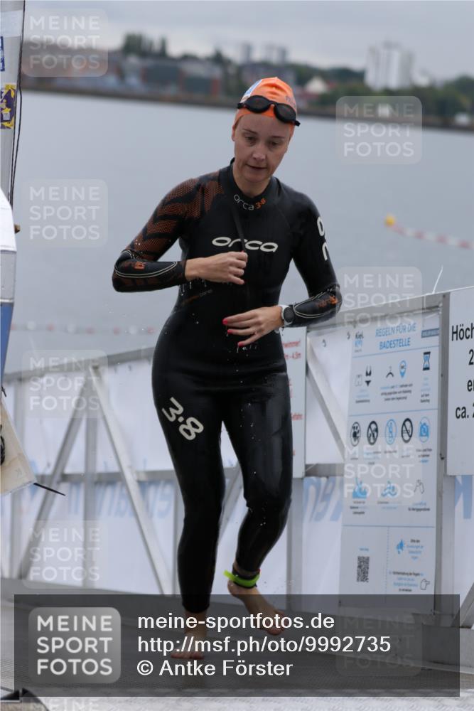 16.08.2026 - KN Förde Triathlon 2026 Antke Förster http://msf.ph/oto/9992735 16.08.2026 09:21:12 Schwimmen 137, 167, 179, 214, 230, 239, 213, 214, 248 meine-sportfotos.de