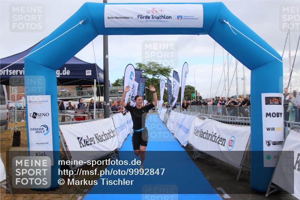 16.08.2026 - KN Förde Triathlon 2026 Markus Tischler http://msf.ph/oto/9992847 16.08.2026 10:34:33 Ziel 120, 192, 120, 192 meine-sportfotos.de