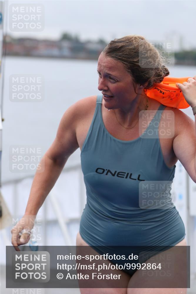 16.08.2026 - KN Förde Triathlon 2026 Antke Förster http://msf.ph/oto/9992864 16.08.2026 09:23:44 Schwimmen 134, 222, 226, 252, 134, 244, 246, 251 meine-sportfotos.de