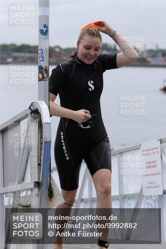 16.08.2026 - KN Förde Triathlon 2026 Antke Förster http://msf.ph/oto/9992882 16.08.2026 09:24:26 Schwimmen 238, 244, 251, 228, 238 meine-sportfotos.de