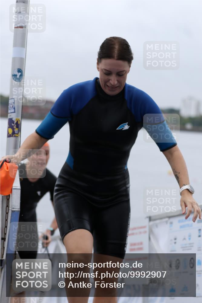16.08.2026 - KN Förde Triathlon 2026 Antke Förster http://msf.ph/oto/9992907 16.08.2026 09:24:59 Schwimmen 227, 228, 805, 224, 243, 245, 254, 255 meine-sportfotos.de