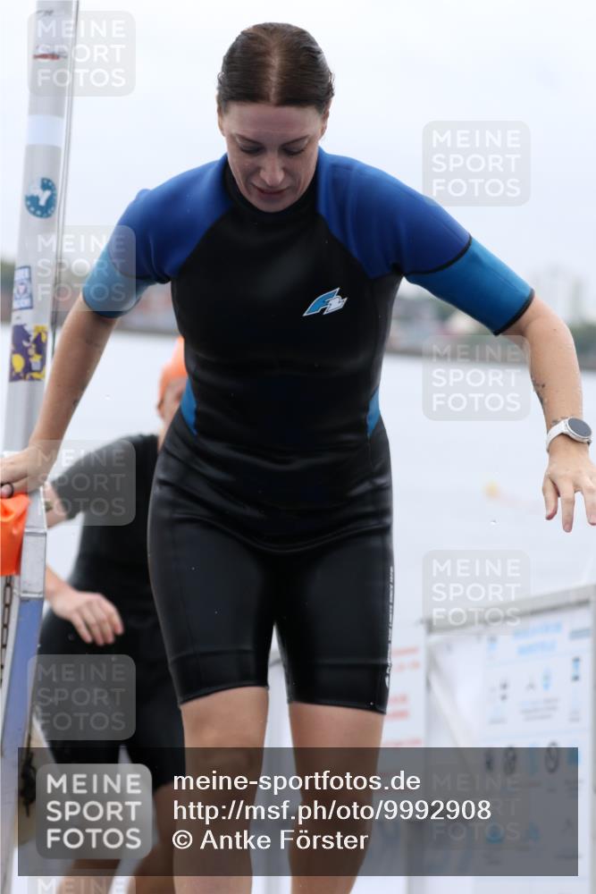 16.08.2026 - KN Förde Triathlon 2026 Antke Förster http://msf.ph/oto/9992908 16.08.2026 09:25:00 Schwimmen 227, 228, 245, 805, 224, 243, 245, 254, 255 meine-sportfotos.de