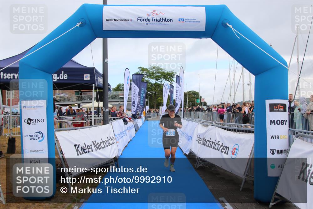 16.08.2026 - KN Förde Triathlon 2026 Markus Tischler http://msf.ph/oto/9992910 16.08.2026 10:34:44 Ziel 166, 192, 166, 192 meine-sportfotos.de