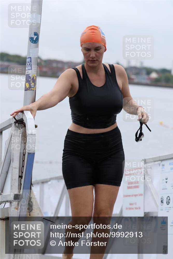16.08.2026 - KN Förde Triathlon 2026 Antke Förster http://msf.ph/oto/9992913 16.08.2026 09:25:03 Schwimmen 227, 228, 245, 255, 805, 224, 243, 254, 262 meine-sportfotos.de