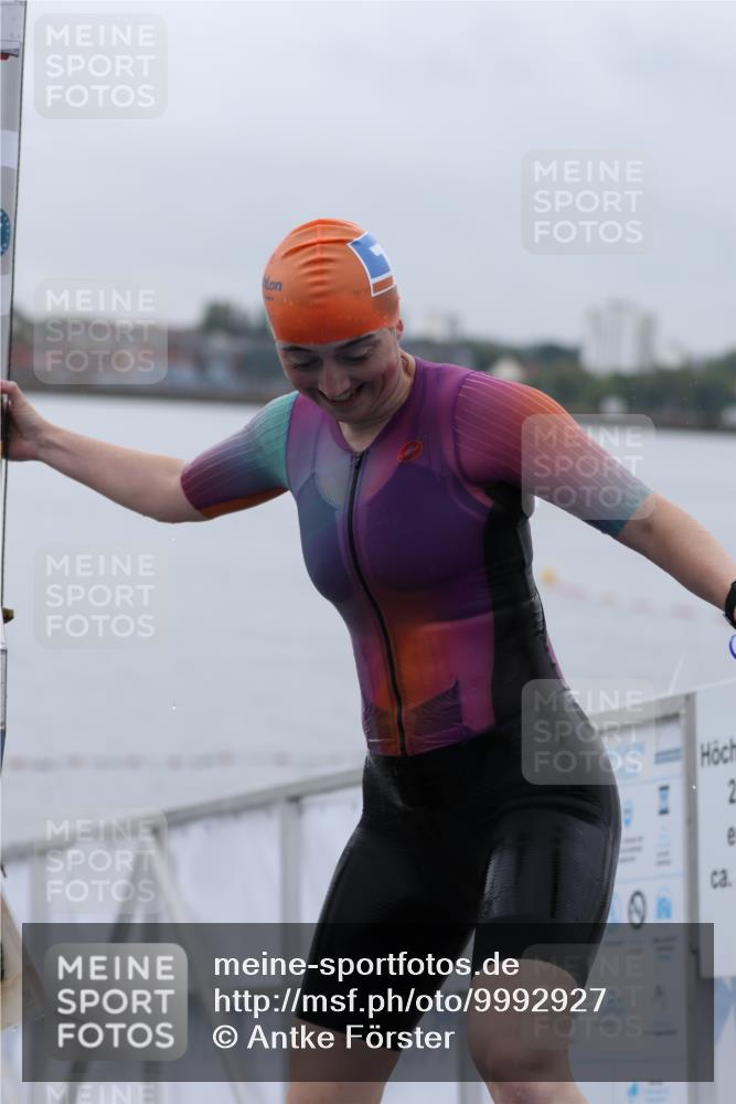 16.08.2026 - KN Förde Triathlon 2026 Antke Förster http://msf.ph/oto/9992927 16.08.2026 09:25:15 Schwimmen 227, 243, 245, 254, 255, 805, 224, 262 meine-sportfotos.de