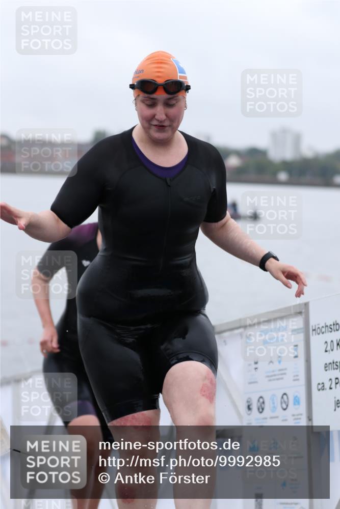 16.08.2026 - KN Förde Triathlon 2026 Antke Förster http://msf.ph/oto/9992985 16.08.2026 09:27:21 Schwimmen 253, 263, 264, 266, 128, 132, 256, 266 meine-sportfotos.de