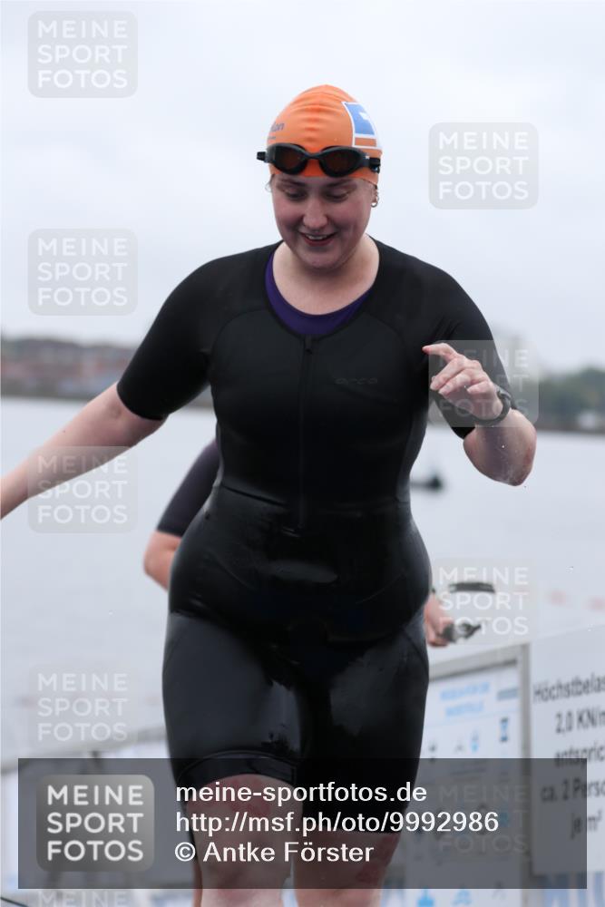 16.08.2026 - KN Förde Triathlon 2026 Antke Förster http://msf.ph/oto/9992986 16.08.2026 09:27:21 Schwimmen 253, 263, 264, 266, 128, 132, 256, 266 meine-sportfotos.de