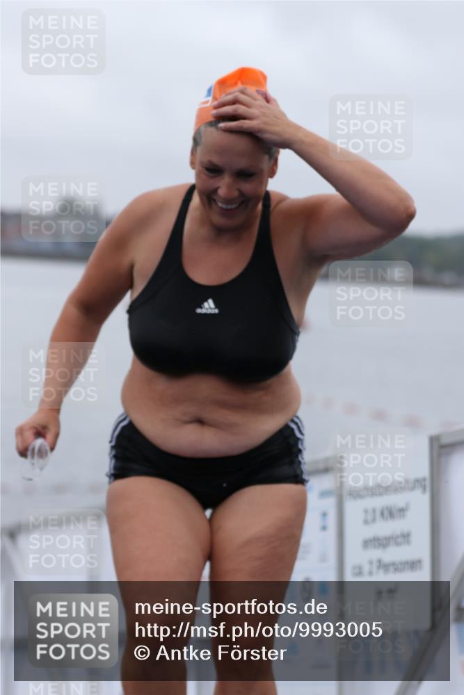 16.08.2026 - KN Förde Triathlon 2026 Antke Förster http://msf.ph/oto/9993005 16.08.2026 09:27:41 Schwimmen 128, 132, 256, 263, 266 meine-sportfotos.de