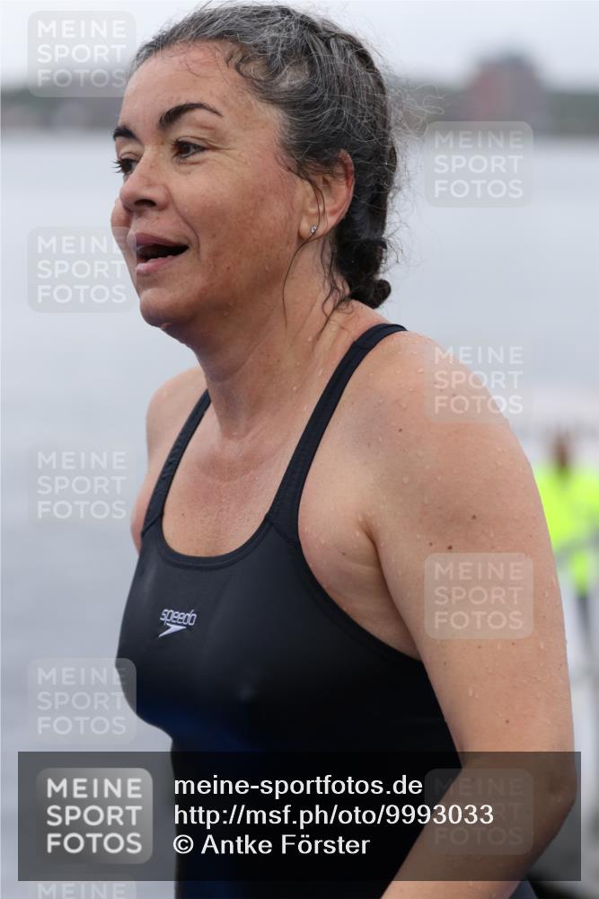 16.08.2026 - KN Förde Triathlon 2026 Antke Förster http://msf.ph/oto/9993033 16.08.2026 09:29:32 Schwimmen 233, 234, 260, 267 meine-sportfotos.de