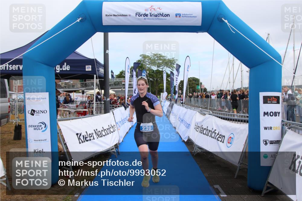 16.08.2026 - KN Förde Triathlon 2026 Markus Tischler http://msf.ph/oto/9993052 16.08.2026 10:36:12 Ziel 230, 230 meine-sportfotos.de