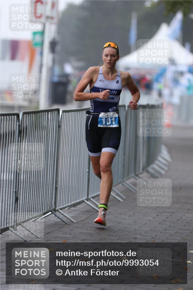 16.08.2026 - KN Förde Triathlon 2026 Antke Förster http://msf.ph/oto/9993054 16.08.2026 09:51:02 Laufen  meine-sportfotos.de