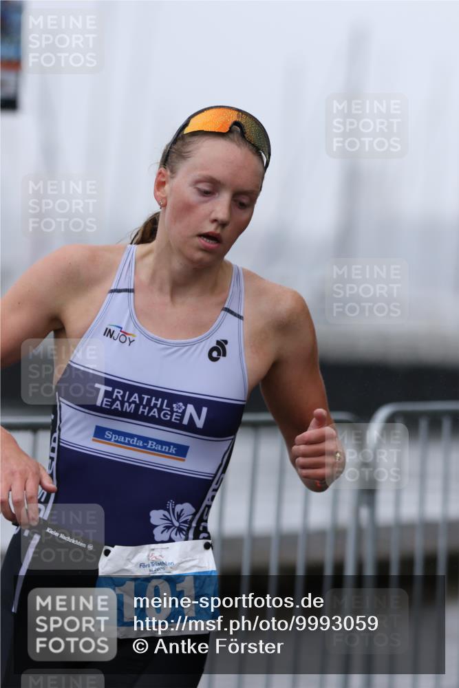 16.08.2026 - KN Förde Triathlon 2026 Antke Förster http://msf.ph/oto/9993059 16.08.2026 09:51:06 Laufen  meine-sportfotos.de