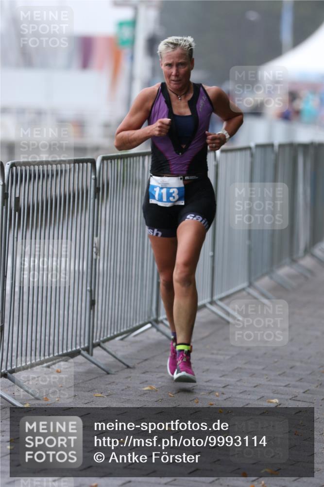 16.08.2026 - KN Förde Triathlon 2026 Antke Förster http://msf.ph/oto/9993114 16.08.2026 10:02:06 Laufen  meine-sportfotos.de