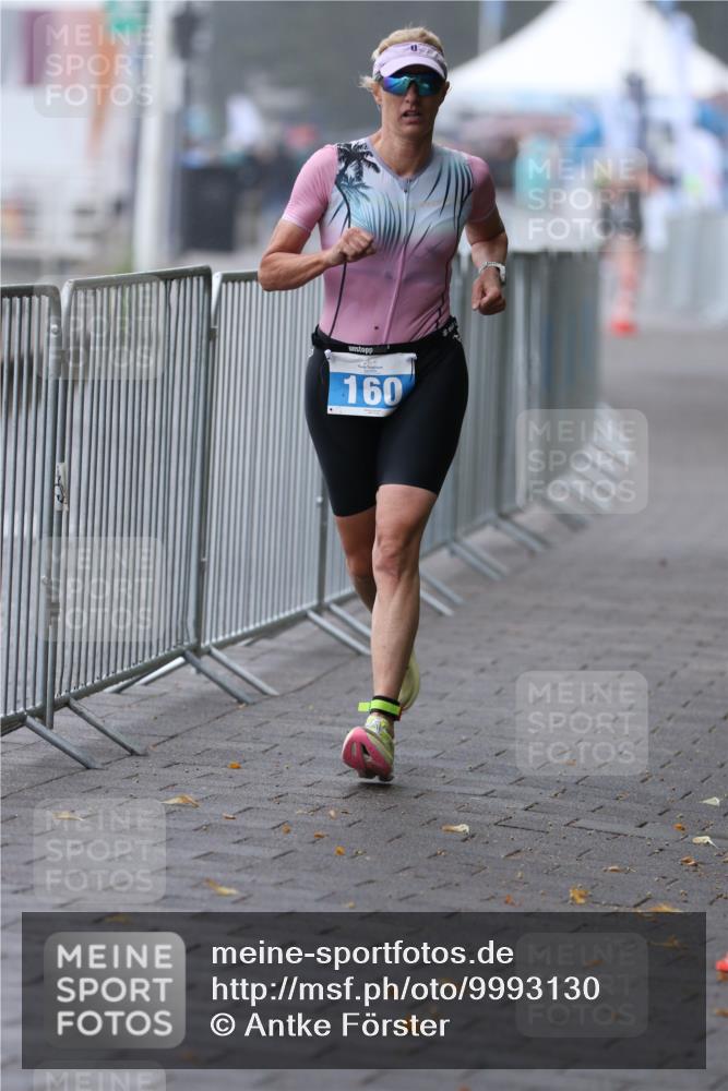 16.08.2026 - KN Förde Triathlon 2026 Antke Förster http://msf.ph/oto/9993130 16.08.2026 10:02:41 Laufen  meine-sportfotos.de