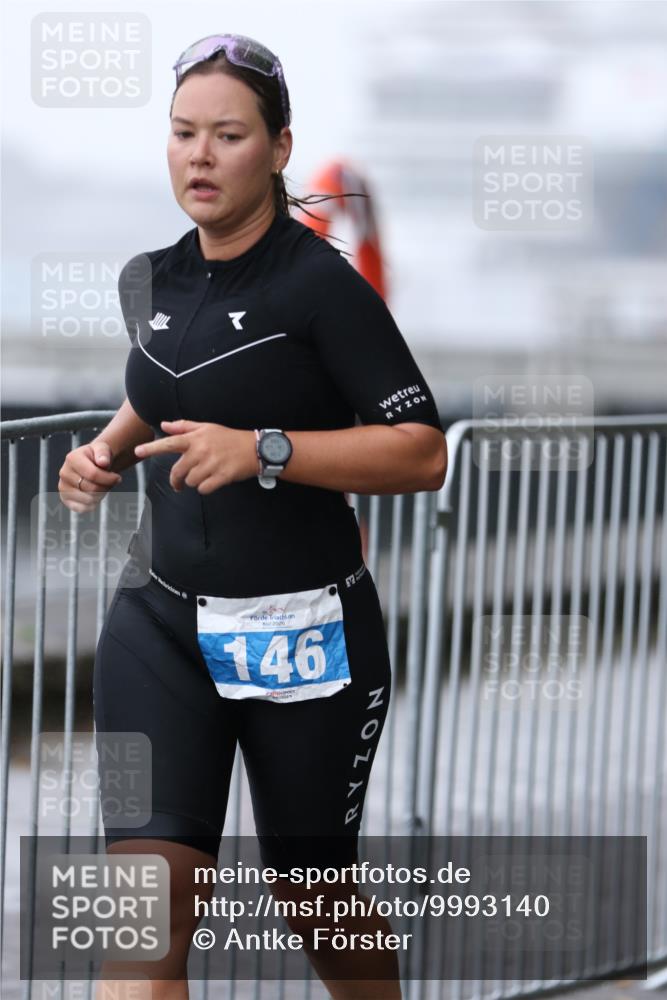 16.08.2026 - KN Förde Triathlon 2026 Antke Förster http://msf.ph/oto/9993140 16.08.2026 10:03:18 Laufen  meine-sportfotos.de