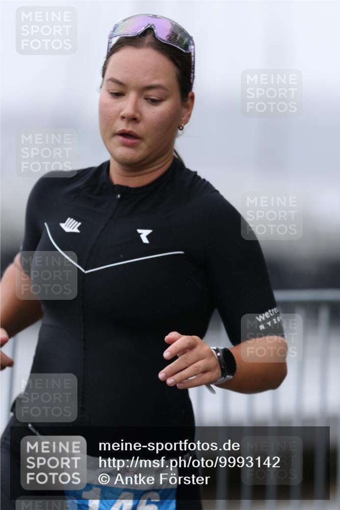 16.08.2026 - KN Förde Triathlon 2026 Antke Förster http://msf.ph/oto/9993142 16.08.2026 10:03:20 Laufen  meine-sportfotos.de