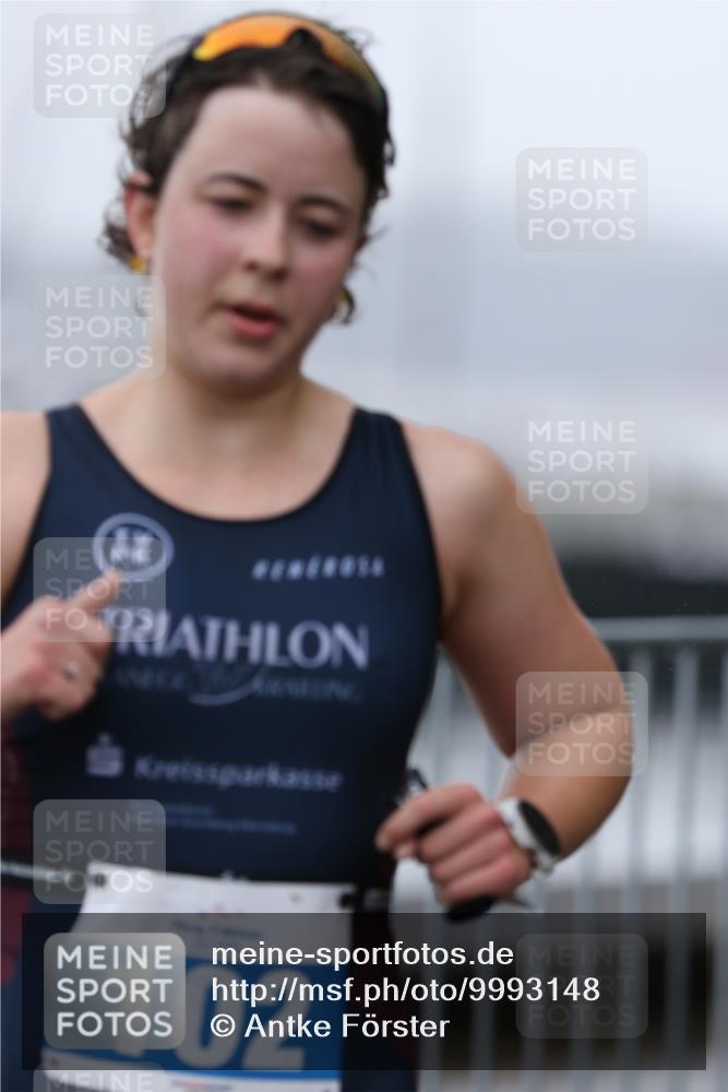 16.08.2026 - KN Förde Triathlon 2026 Antke Förster http://msf.ph/oto/9993148 16.08.2026 10:03:25 Laufen  meine-sportfotos.de
