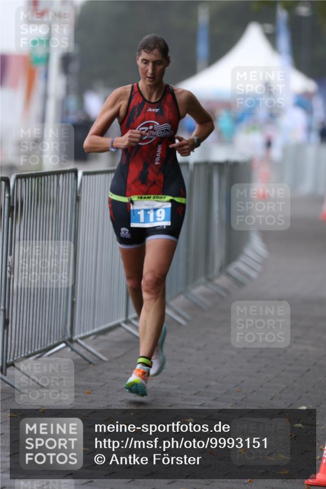 16.08.2026 - KN Förde Triathlon 2026 Antke Förster http://msf.ph/oto/9993151 16.08.2026 10:03:37 Laufen  meine-sportfotos.de