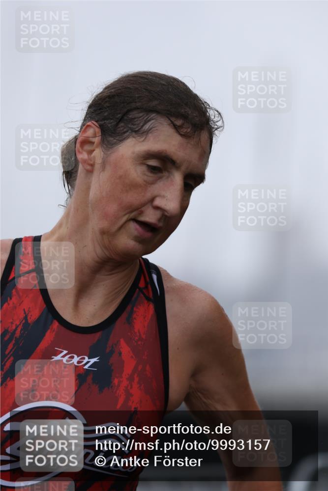 16.08.2026 - KN Förde Triathlon 2026 Antke Förster http://msf.ph/oto/9993157 16.08.2026 10:03:43 Laufen  meine-sportfotos.de
