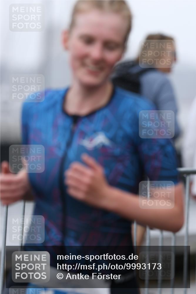 16.08.2026 - KN Förde Triathlon 2026 Antke Förster http://msf.ph/oto/9993173 16.08.2026 10:04:07 Laufen  meine-sportfotos.de