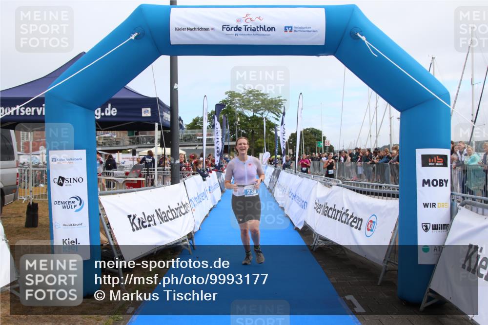 16.08.2026 - KN Förde Triathlon 2026 Markus Tischler http://msf.ph/oto/9993177 16.08.2026 10:36:50 Ziel 239, 239 meine-sportfotos.de