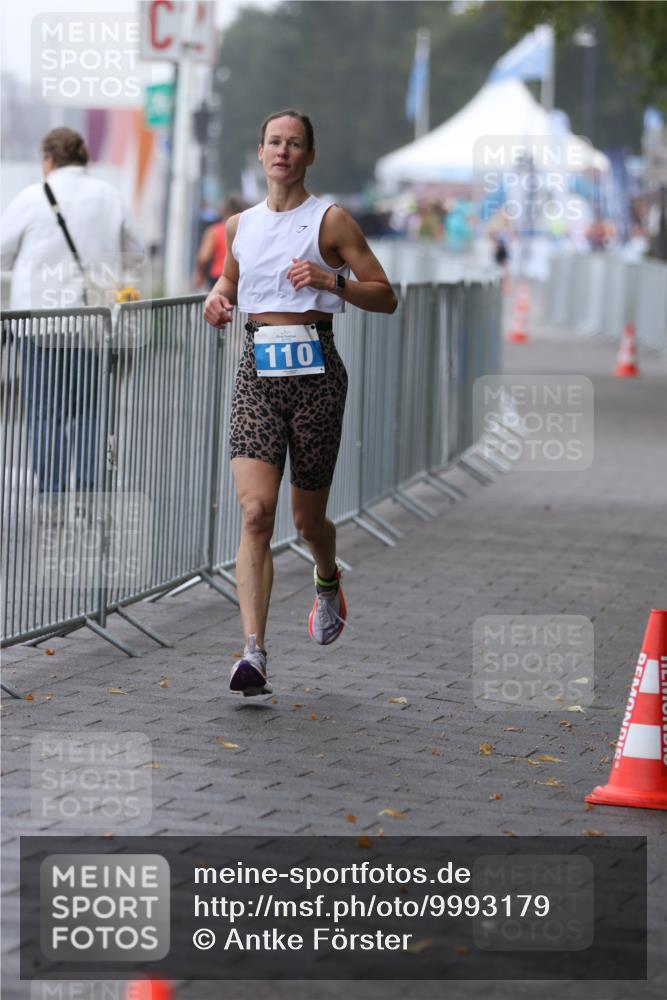 16.08.2026 - KN Förde Triathlon 2026 Antke Förster http://msf.ph/oto/9993179 16.08.2026 10:04:25 Laufen  meine-sportfotos.de