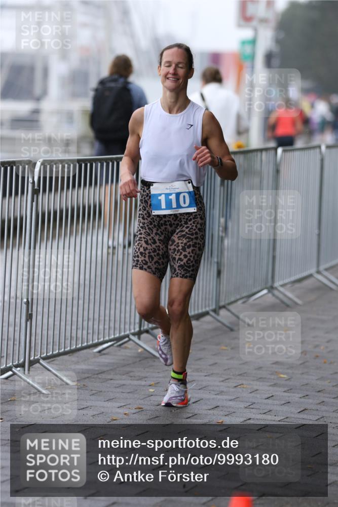 16.08.2026 - KN Förde Triathlon 2026 Antke Förster http://msf.ph/oto/9993180 16.08.2026 10:04:26 Laufen  meine-sportfotos.de