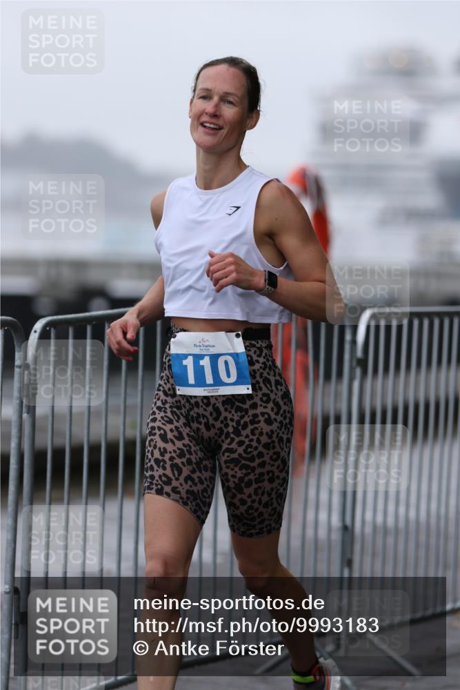 16.08.2026 - KN Förde Triathlon 2026 Antke Förster http://msf.ph/oto/9993183 16.08.2026 10:04:27 Laufen  meine-sportfotos.de