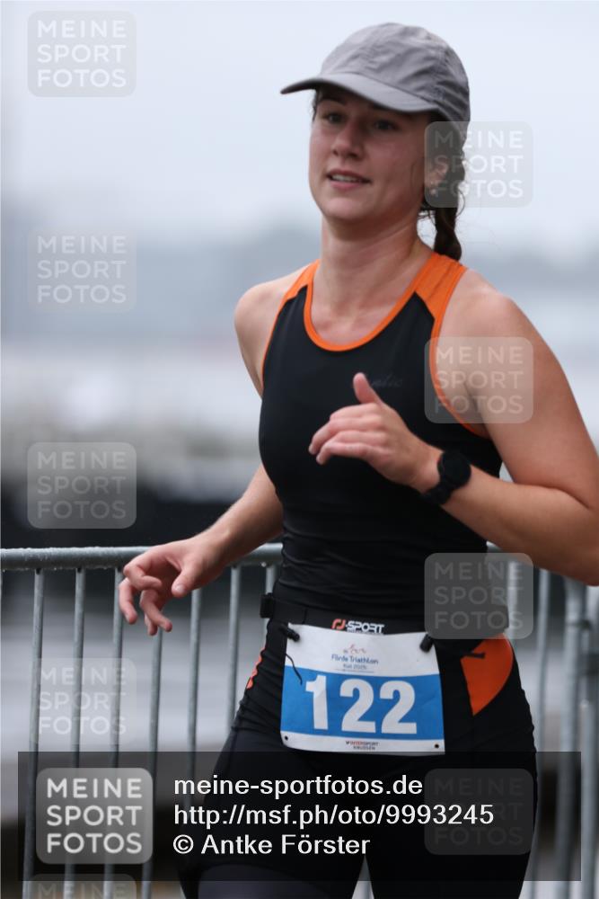 16.08.2026 - KN Förde Triathlon 2026 Antke Förster http://msf.ph/oto/9993245 16.08.2026 10:06:12 Laufen  meine-sportfotos.de