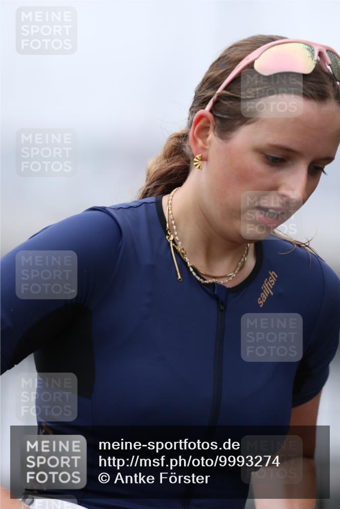 16.08.2026 - KN Förde Triathlon 2026 Antke Förster http://msf.ph/oto/9993274 16.08.2026 10:07:10 Laufen  meine-sportfotos.de