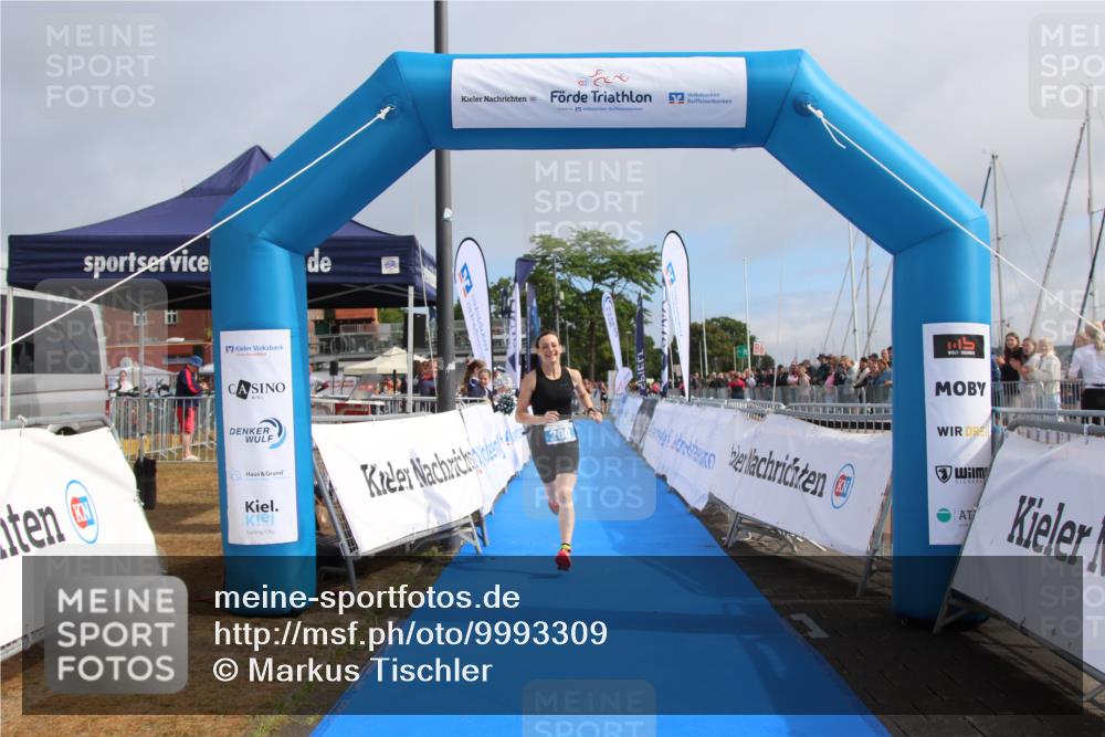 16.08.2026 - KN Förde Triathlon 2026 Markus Tischler http://msf.ph/oto/9993309 16.08.2026 10:38:41 Ziel 200, 200 meine-sportfotos.de