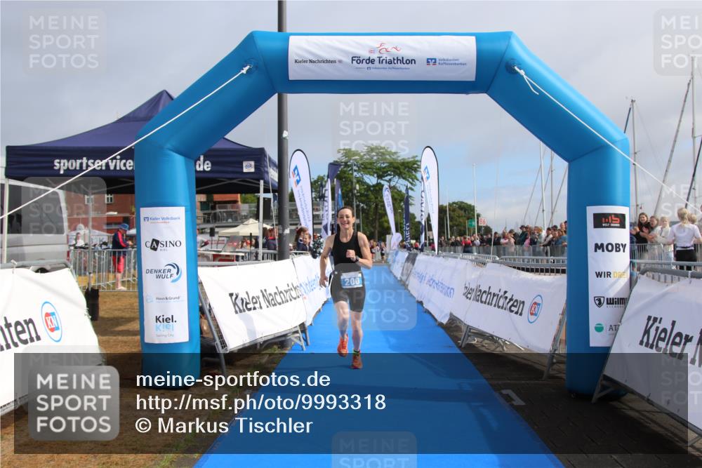 16.08.2026 - KN Förde Triathlon 2026 Markus Tischler http://msf.ph/oto/9993318 16.08.2026 10:38:42 Ziel 200, 200 meine-sportfotos.de