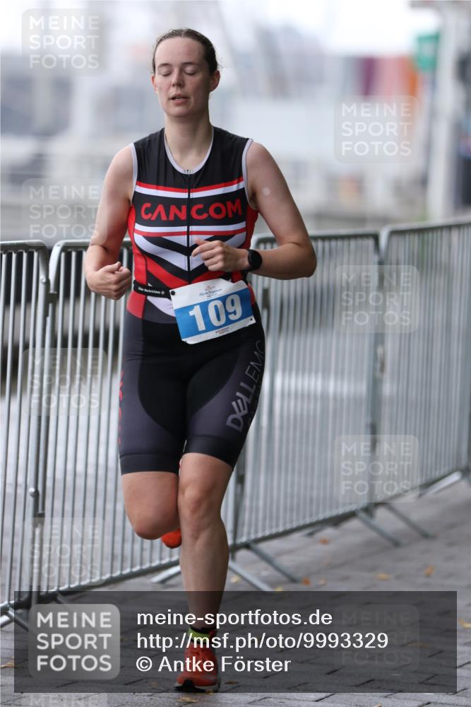 16.08.2026 - KN Förde Triathlon 2026 Antke Förster http://msf.ph/oto/9993329 16.08.2026 10:08:57 Laufen  meine-sportfotos.de