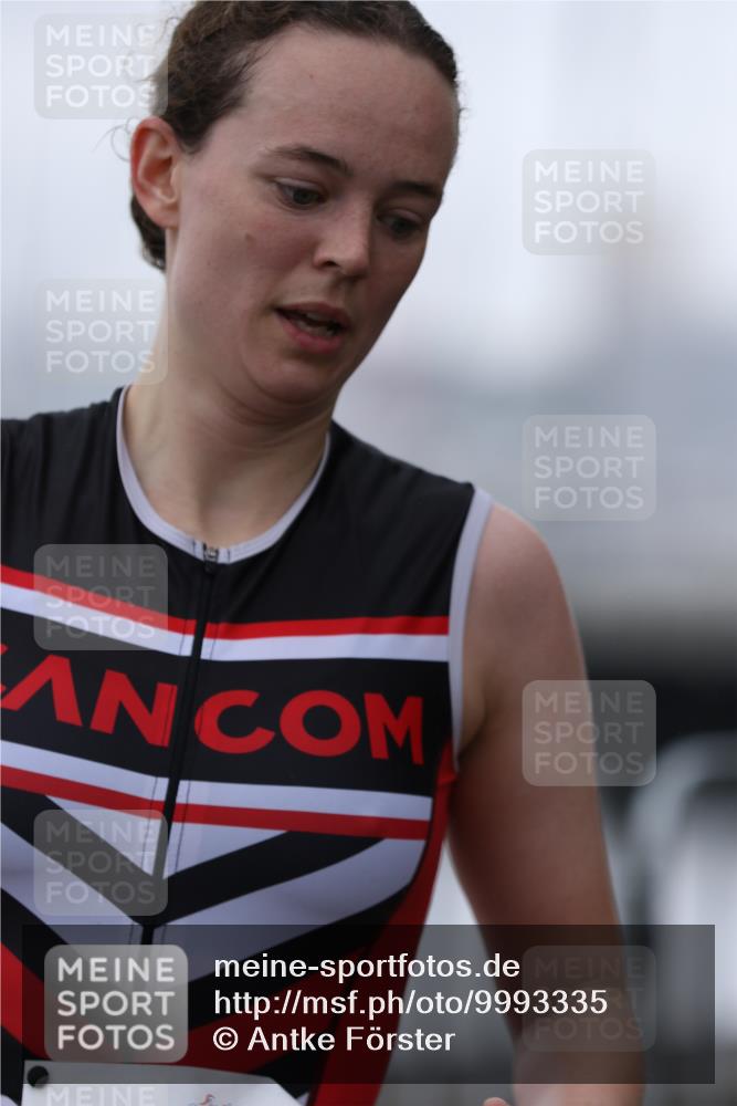 16.08.2026 - KN Förde Triathlon 2026 Antke Förster http://msf.ph/oto/9993335 16.08.2026 10:09:00 Laufen  meine-sportfotos.de