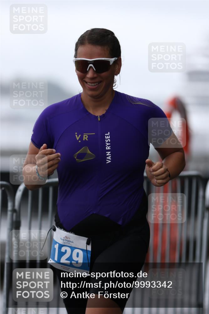 16.08.2026 - KN Förde Triathlon 2026 Antke Förster http://msf.ph/oto/9993342 16.08.2026 10:09:11 Laufen  meine-sportfotos.de