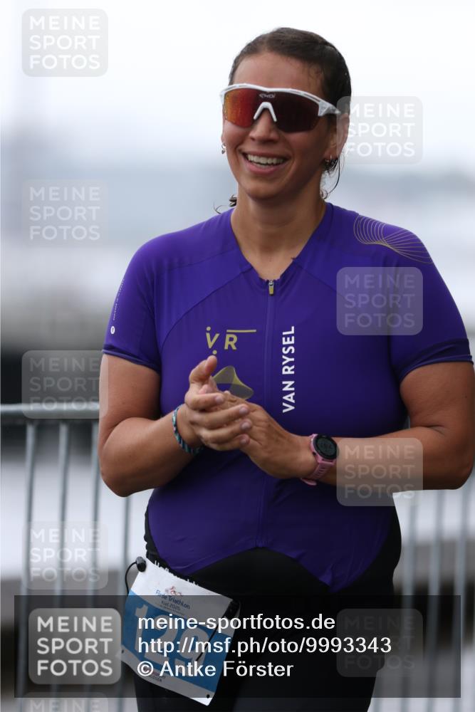16.08.2026 - KN Förde Triathlon 2026 Antke Förster http://msf.ph/oto/9993343 16.08.2026 10:09:12 Laufen  meine-sportfotos.de