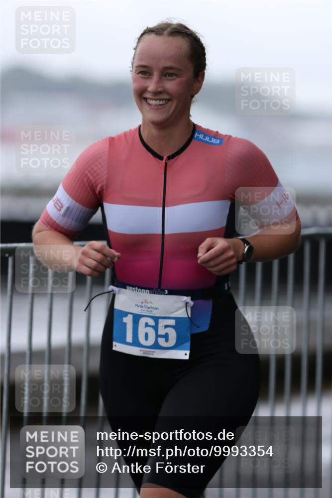 16.08.2026 - KN Förde Triathlon 2026 Antke Förster http://msf.ph/oto/9993354 16.08.2026 10:09:30 Laufen  meine-sportfotos.de