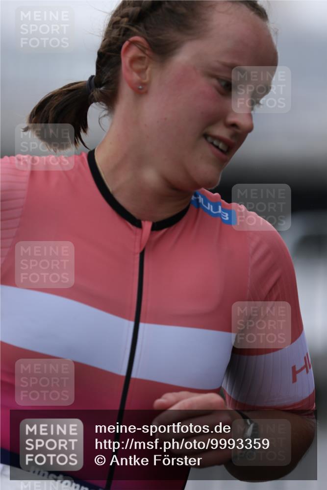 16.08.2026 - KN Förde Triathlon 2026 Antke Förster http://msf.ph/oto/9993359 16.08.2026 10:09:32 Laufen  meine-sportfotos.de