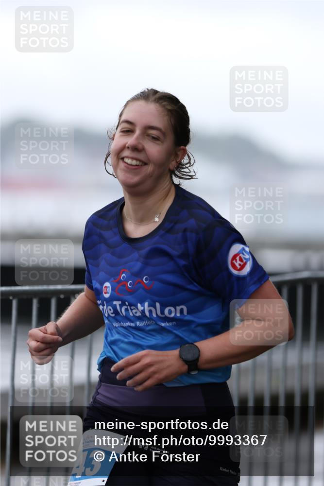 16.08.2026 - KN Förde Triathlon 2026 Antke Förster http://msf.ph/oto/9993367 16.08.2026 10:09:54 Laufen  meine-sportfotos.de