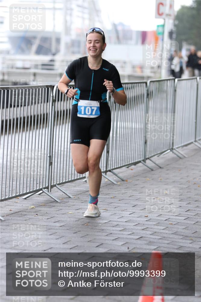 16.08.2026 - KN Förde Triathlon 2026 Antke Förster http://msf.ph/oto/9993399 16.08.2026 10:10:26 Laufen  meine-sportfotos.de