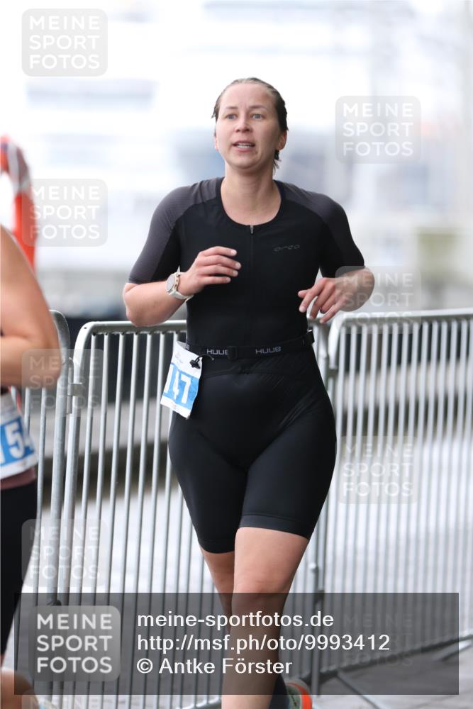 16.08.2026 - KN Förde Triathlon 2026 Antke Förster http://msf.ph/oto/9993412 16.08.2026 10:10:36 Laufen  meine-sportfotos.de