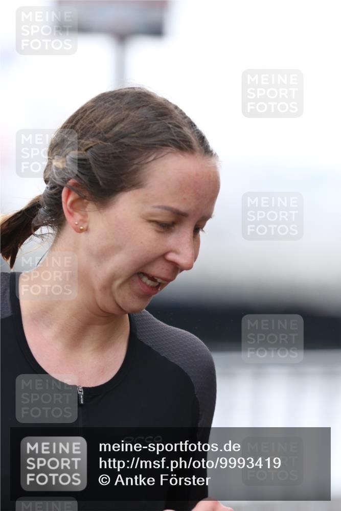 16.08.2026 - KN Förde Triathlon 2026 Antke Förster http://msf.ph/oto/9993419 16.08.2026 10:10:39 Laufen  meine-sportfotos.de