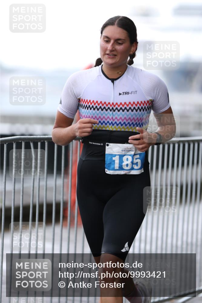 16.08.2026 - KN Förde Triathlon 2026 Antke Förster http://msf.ph/oto/9993421 16.08.2026 10:10:48 Laufen  meine-sportfotos.de
