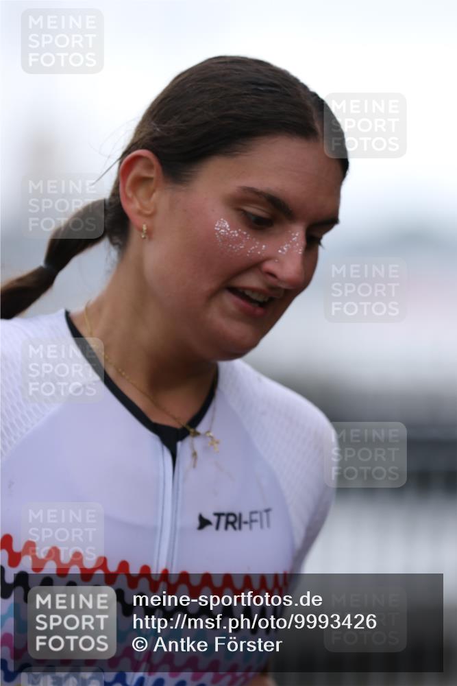 16.08.2026 - KN Förde Triathlon 2026 Antke Förster http://msf.ph/oto/9993426 16.08.2026 10:10:51 Laufen  meine-sportfotos.de
