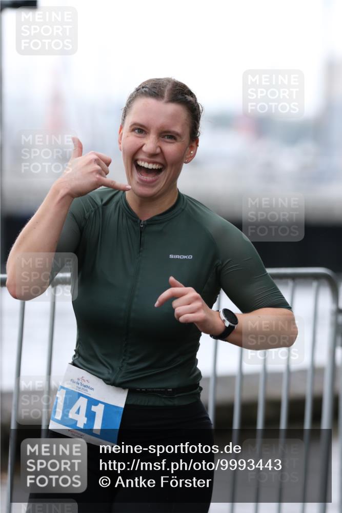 16.08.2026 - KN Förde Triathlon 2026 Antke Förster http://msf.ph/oto/9993443 16.08.2026 10:11:11 Laufen  meine-sportfotos.de