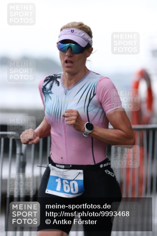 16.08.2026 - KN Förde Triathlon 2026 Antke Förster http://msf.ph/oto/9993468 16.08.2026 10:11:34 Laufen  meine-sportfotos.de