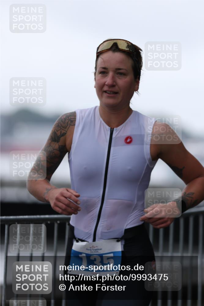 16.08.2026 - KN Förde Triathlon 2026 Antke Förster http://msf.ph/oto/9993475 16.08.2026 10:11:42 Laufen  meine-sportfotos.de